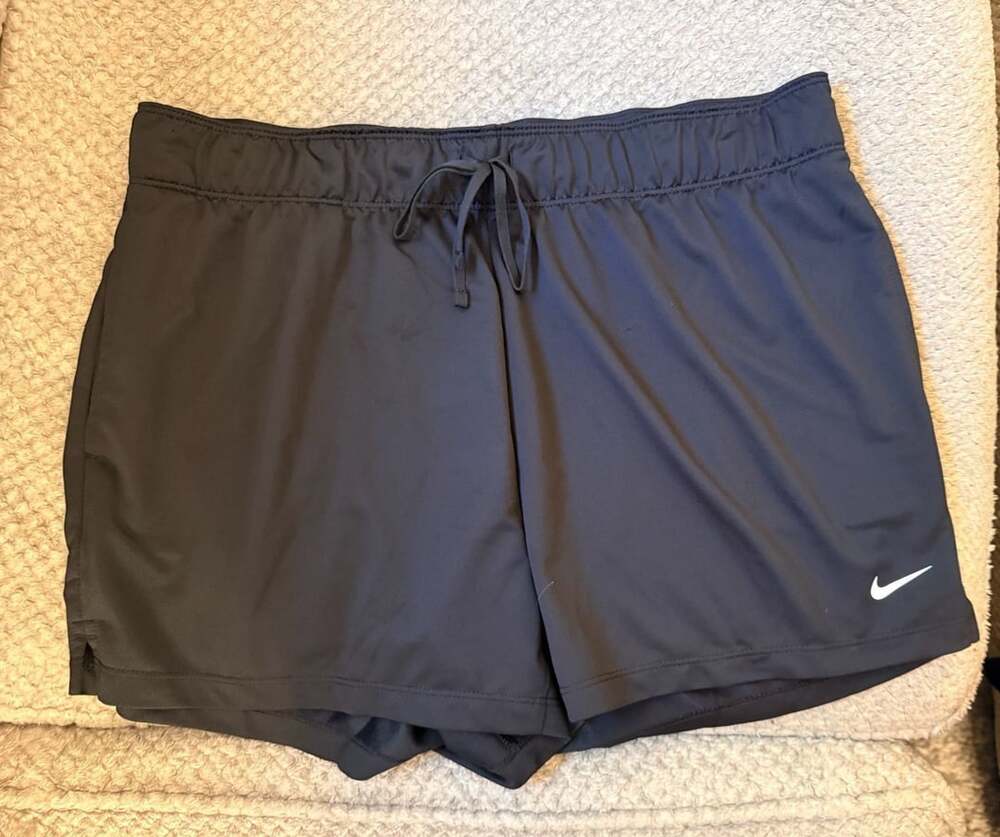 Nike Women's Dri-Fit Training Shorts Black Size L DA0319-013
